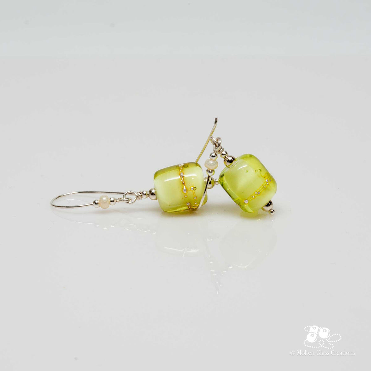 Spring Essence Earrings - Pale Yellow