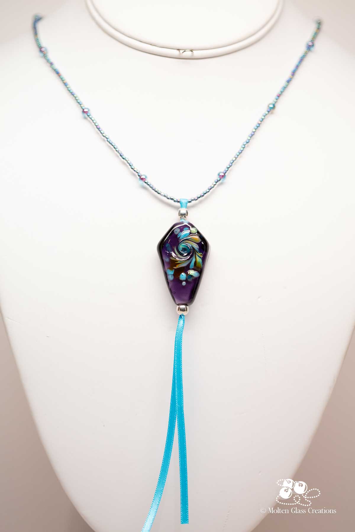 Purple Kite Necklace