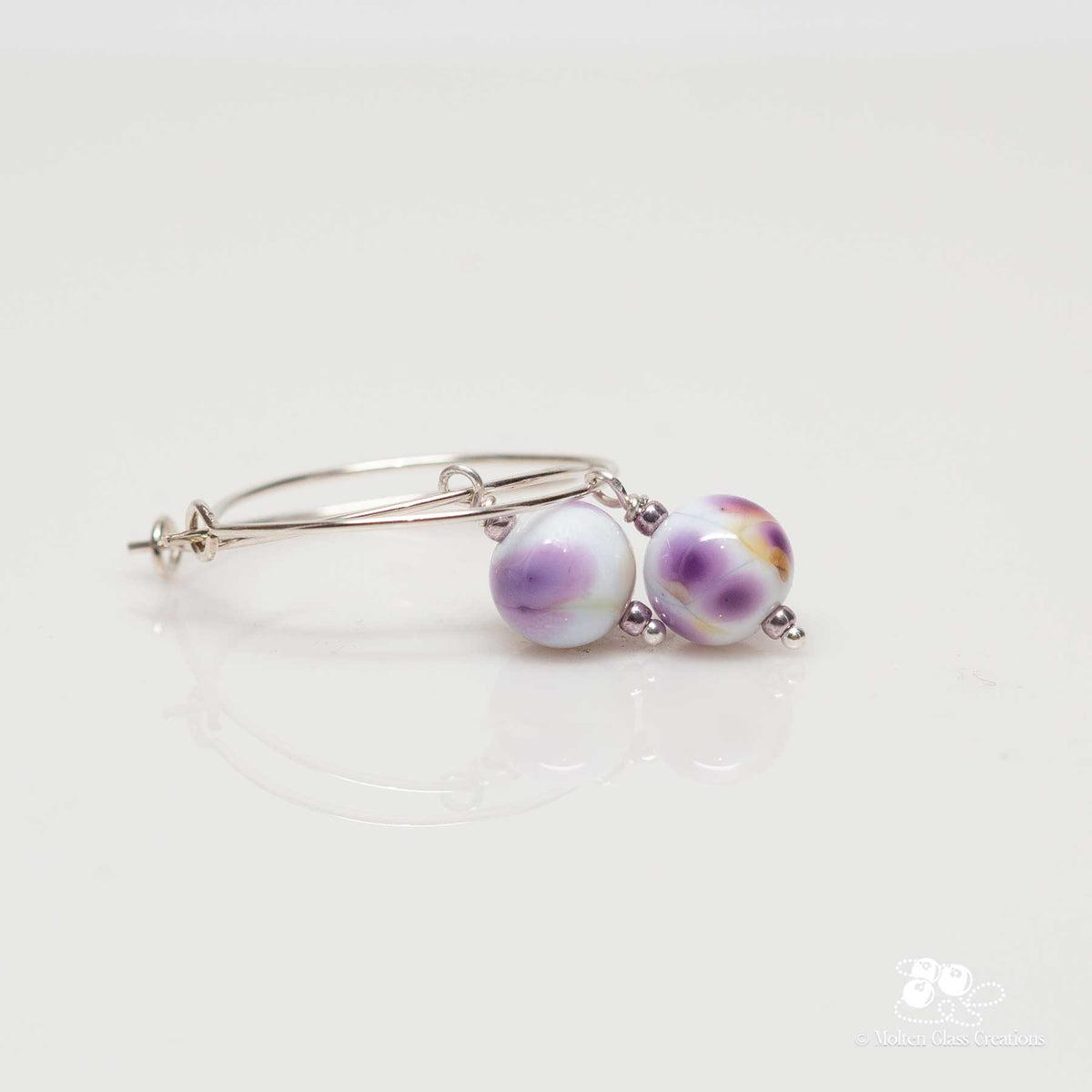 dainty glass beads in a rose color
