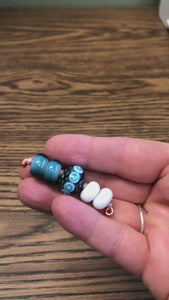 blue dotted bead set
