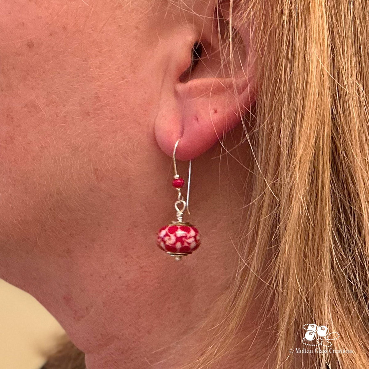 Red Pinwheel Glass Bead Earrings - Molten Glass Creations